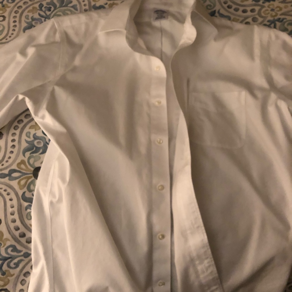 Brooks Brothers Men’s Oxford